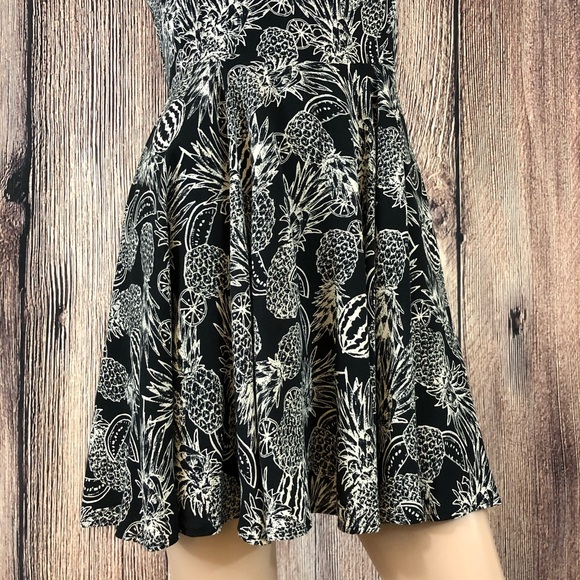 Aritzia Talula Lipinski Flare Mini Dress - Picture 5 of 15